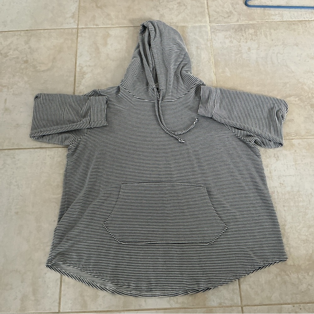 Workshop Republic Women’s 1X Gray Striped‎ Hoodie Oversized Comfy Warm Soft